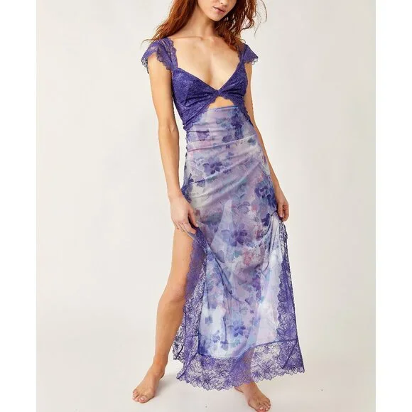 🎉LAST CHANCE🎉 FREE PEOPLE Suddenly Fine Maxi Slip / Spring Rain Combo - Picture 1 of 7